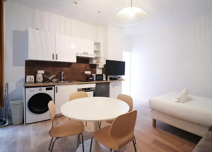 Lejlighed 4pers#opera# Musee Du Louvre# Place Vendome#ac